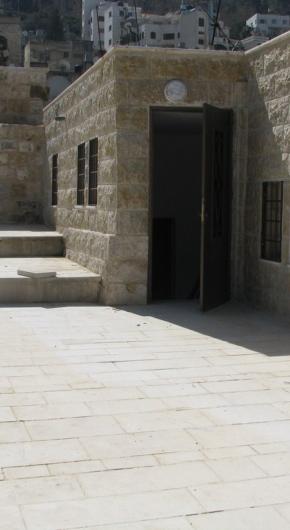 20120313_nabluis-1_0.jpg