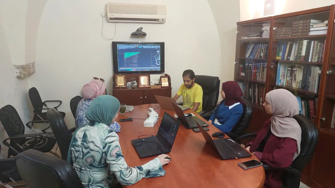 برنامج تدريبي مكثف على رأس العمل مؤسسة التعاون جامعة بيرزيت جامعة القدس ابوديس