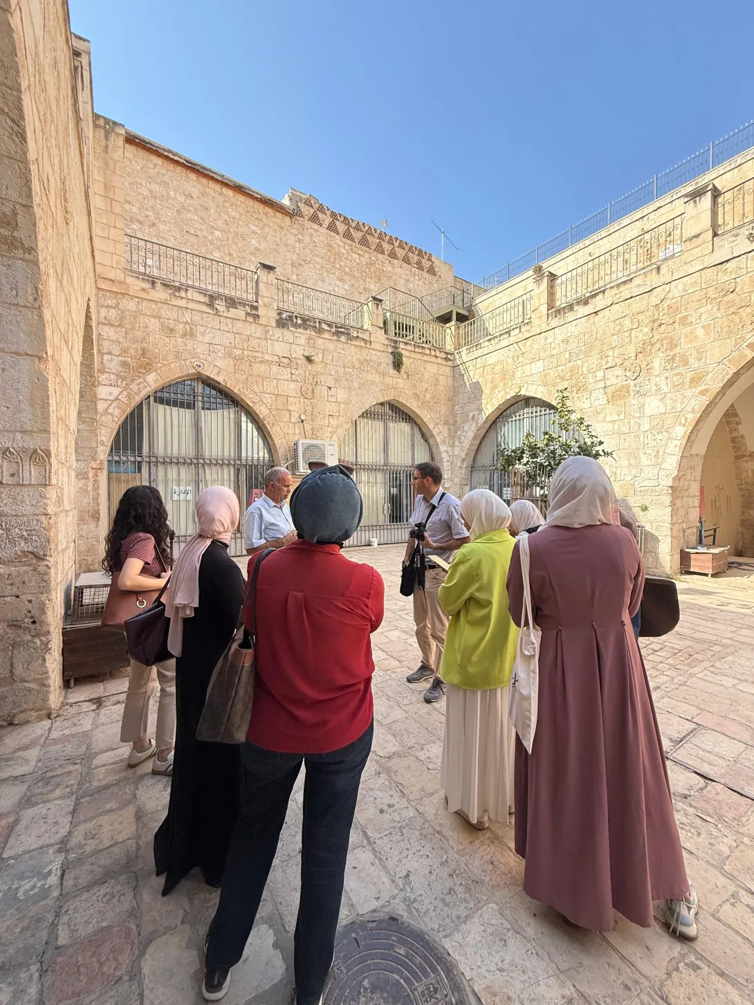 دورات تدريبية متخصصة ومكثفة في مجال الحفاظ المعماري والتأهيل المستدام مؤسسة التعاون